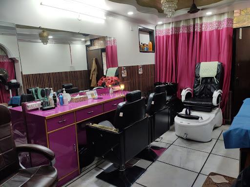 Me Time Makeup Studio Academy