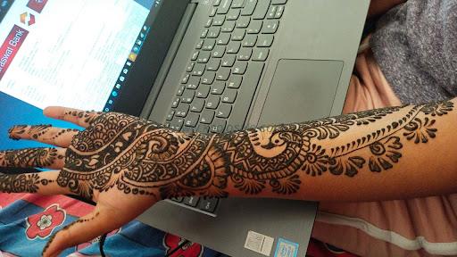 Miss Alind Mehandi Design