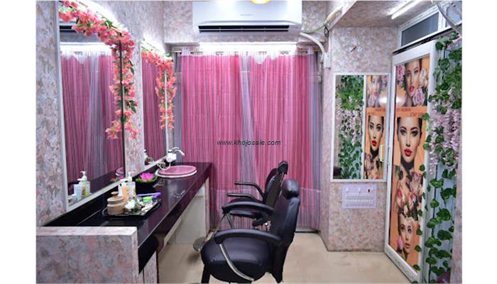 Modern Beauty Parlour