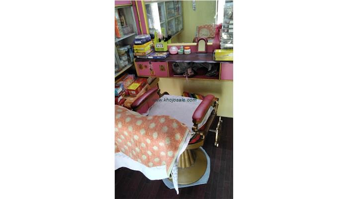 Monika Beauty Parlour