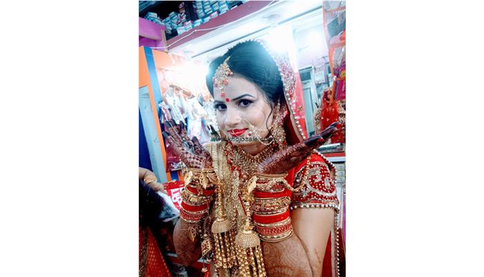 MOONSHINE BEAUTY SALON | Best Ladies Salon In Kaushambi