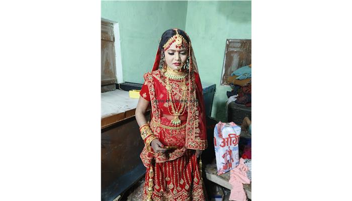 Naina Beauty Parlour