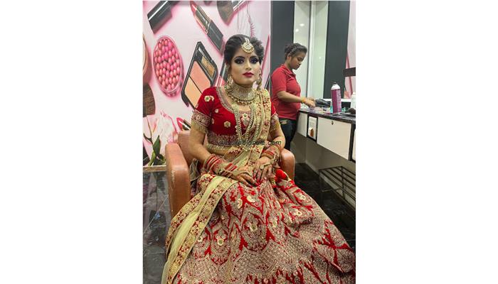 New Glorious Beauty Clinic And Salon By Seema Gupta