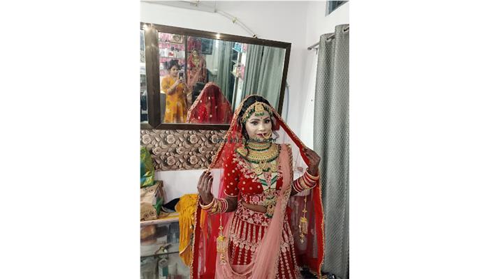 Nice Beauty Parlour