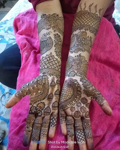 Nidhi Mehndi Artist And Makeup Artist
