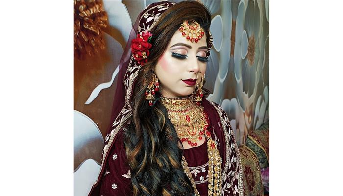 Nikhar Beauty Parlour