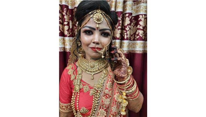 Palak Beauty Parlour