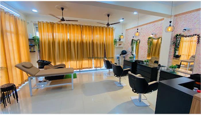 Palm Makeup Studio
