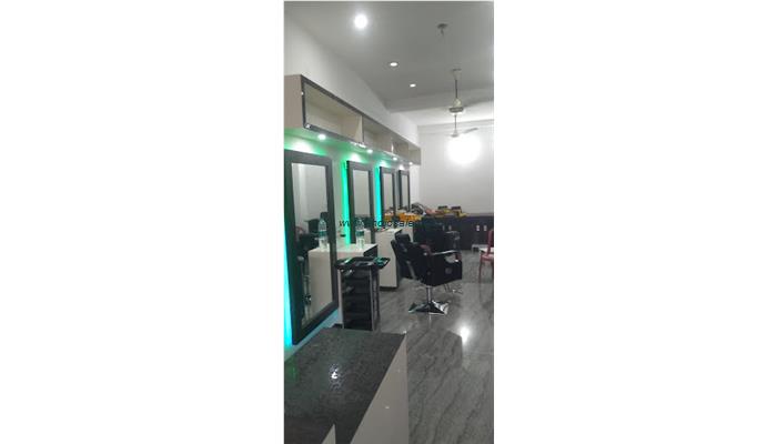 POONAM SHAHNAZ BEAUTI PARLOR