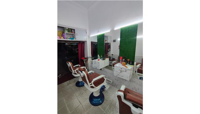 Popular Hair Cutting Saloon