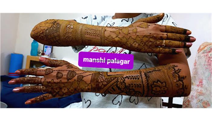 Professional Mehandi Artist Seoni MP (Manshi Palagar)