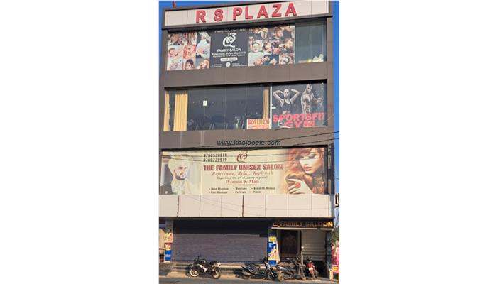 Q3 The Family Salon - Beauty Salon In Meerut