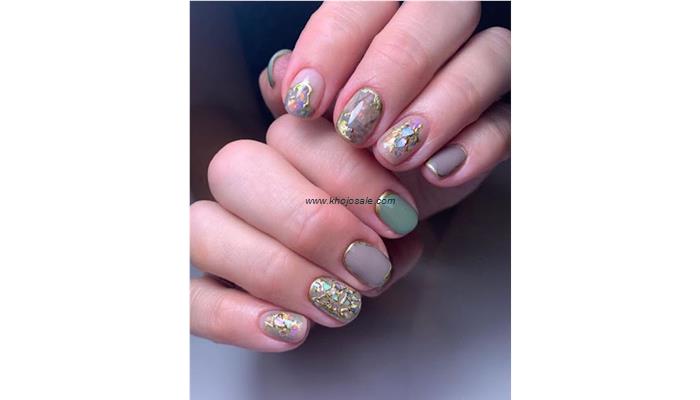 Qwik Nails