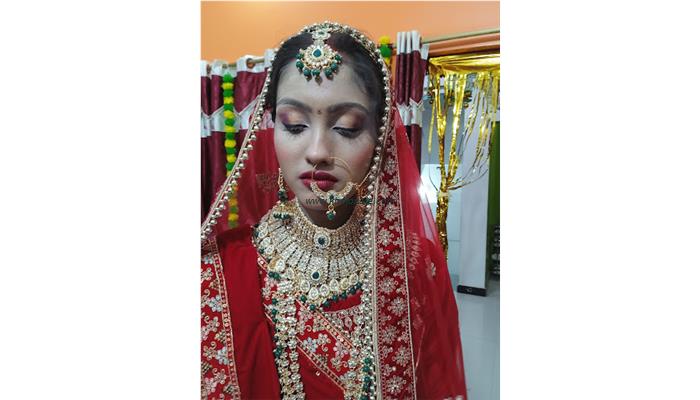 Radha Rani Beauty Parlour And Training Centre