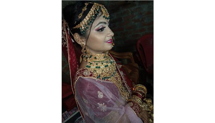 Radhika Beauty Parlour
