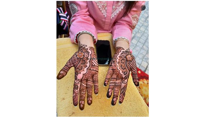 Raj Mehandi Artist
