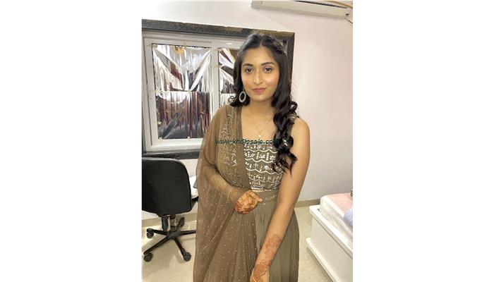 Rashi Jain | Celebrity Makeup Artist