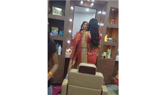 Reena Professional Beauty Salon & Spa