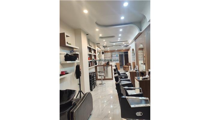 RK SALON AND ACADEMY BETTIAH
