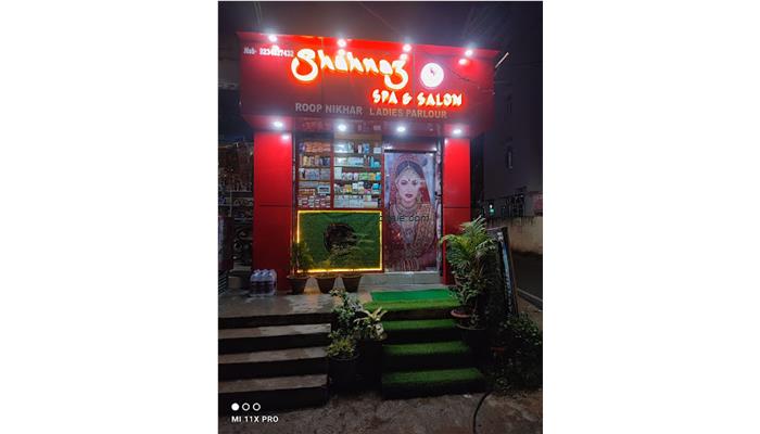 Roop Nikhar Ladies Beauty Parlour