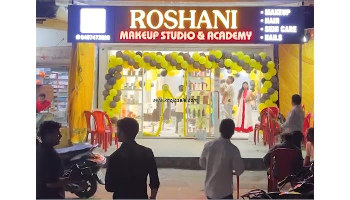 ROSHANI MAKEUP STUDIO & ACADEMY