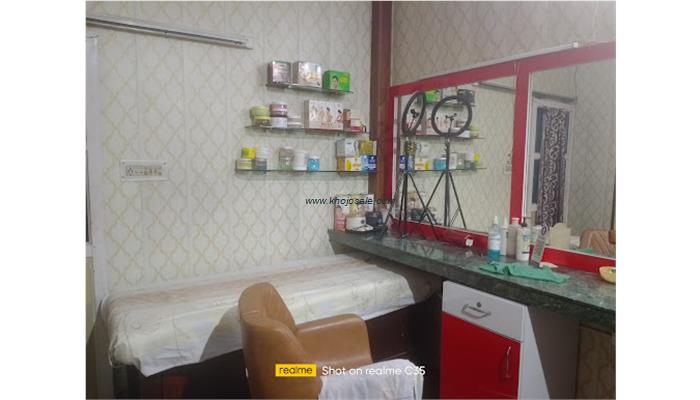 Royal Beauty Salon