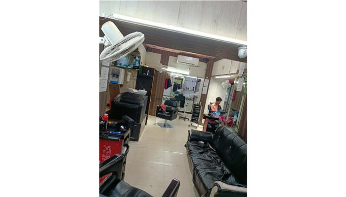 S.R Salon