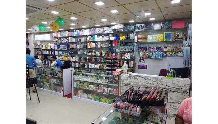 Sachdeva Beauty Collection - Forever52 - Nykaa - Lingerie Shop In Kamla Nagar - Cosmetic Shop In Delhi