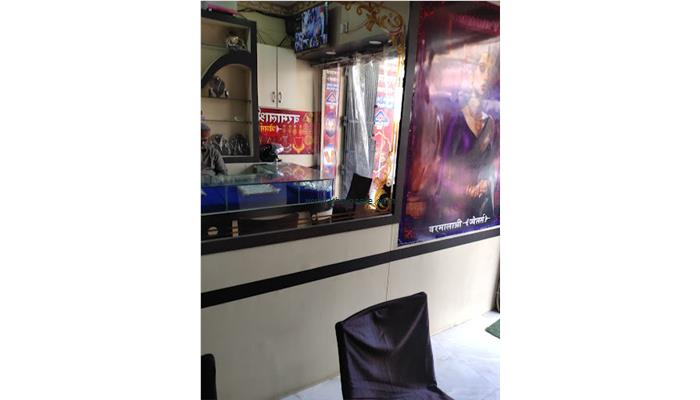 Sangam Beauty Parlor & Churi Lahati General Store