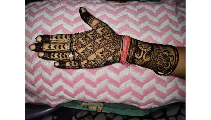 Saumya Professional Mehandi Designer