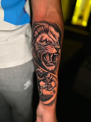 Shiv Tattoo Artist