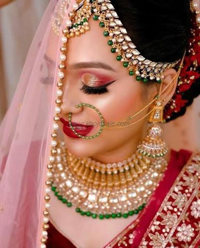 Shreya Beauty Parlour
