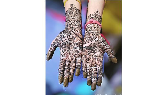 Shwetvarna Mehendi And Creative Works