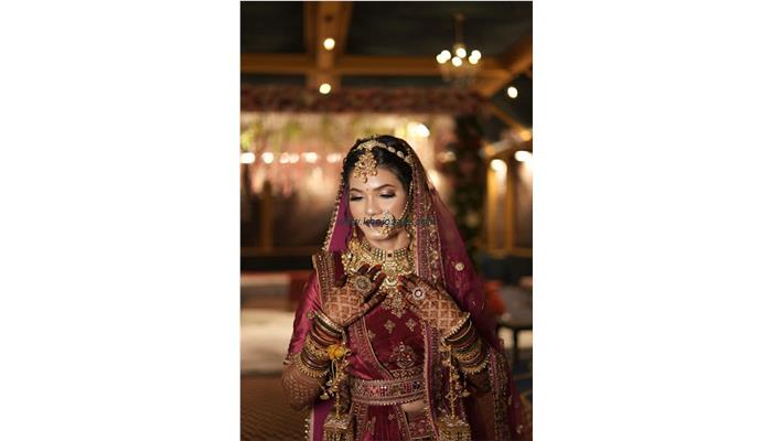 SIMRAN MAKEUP STUDIO & ACADEMY