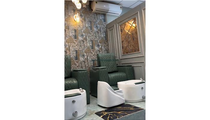 SM The Unisex Salon