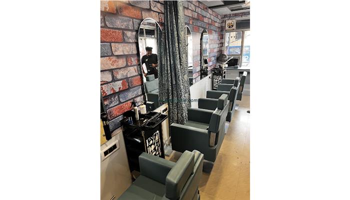 Social Unisex Salon