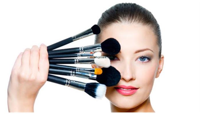 Soma Beauty Parlour