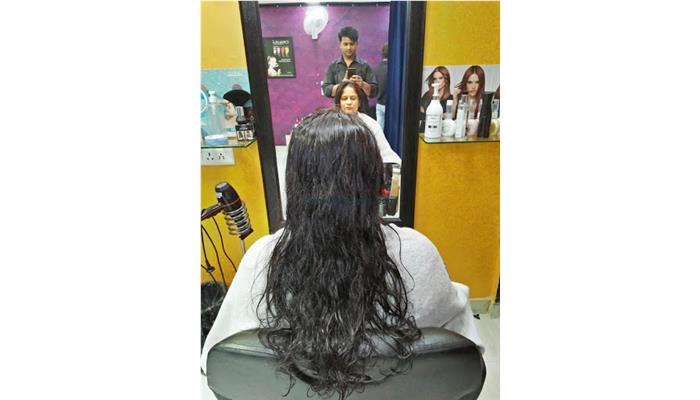 Stud Unisex Salon