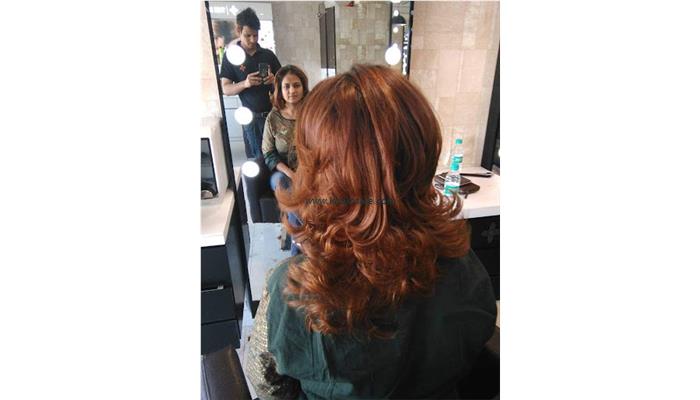 The Jhansi Unisex Salon