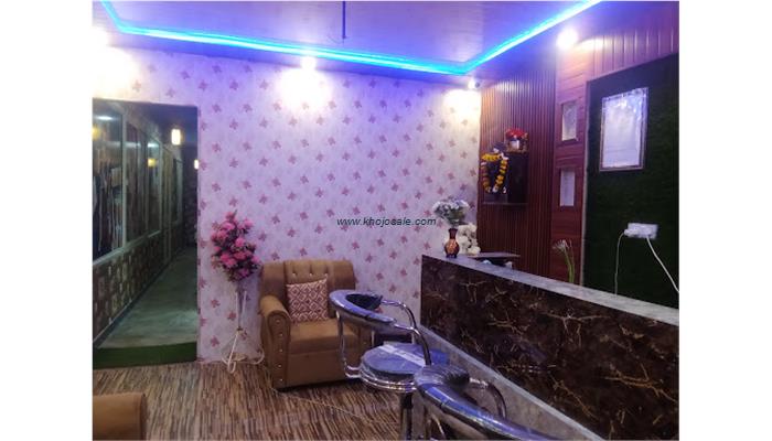 The Korean Glass Saloon&SPA