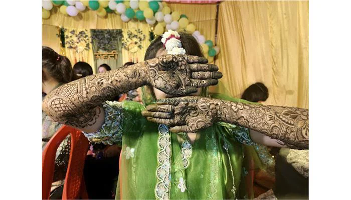 The Mehndi & Henna Academy By Laiba (For Classes & Designing)