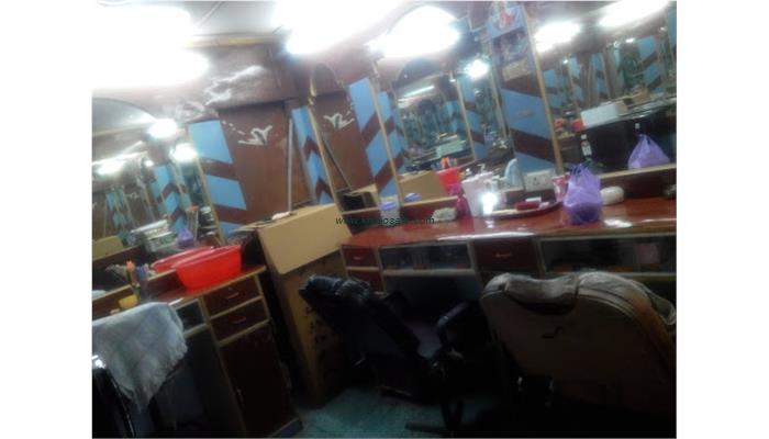 Urvashi Ladies Beauty Parlour