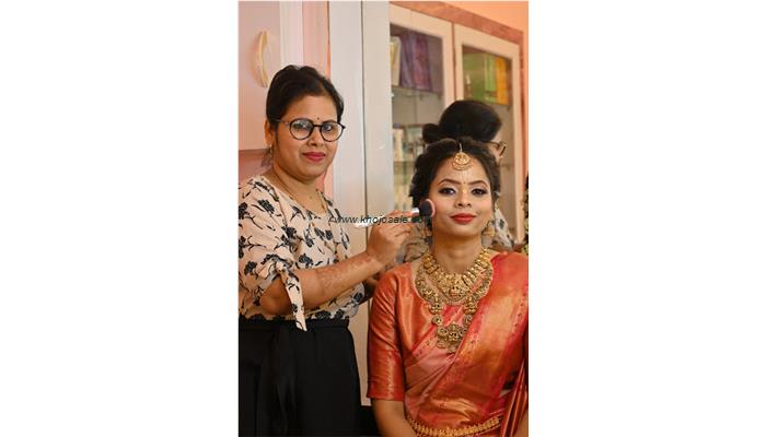 VANITY BEAUTY SALON & ACADEMY