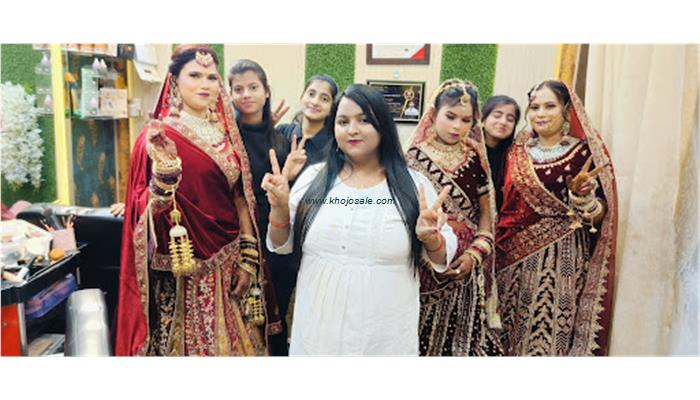 Vanshika Makeover Kharbuja Mandi Main Market Dataganj