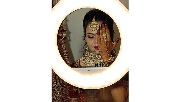 Younus Mehandi & Makeup Artist