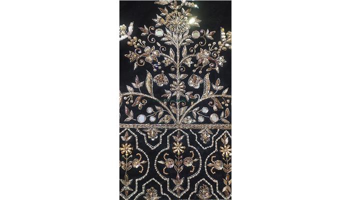 Zardozi Fashion - Bollywood Replica Lehenga, Designer Sarees & Dresses